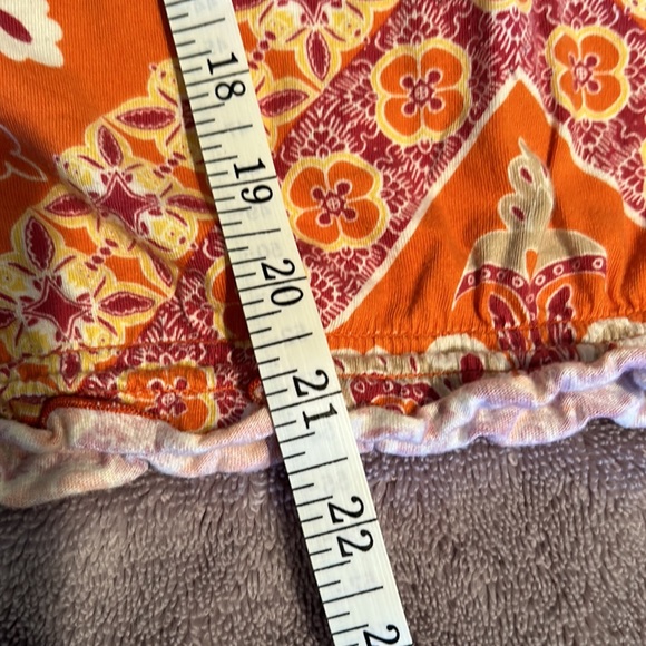 Sonoma woman’s sleeveless top. Size PM petite medium. - Picture 8 of 9